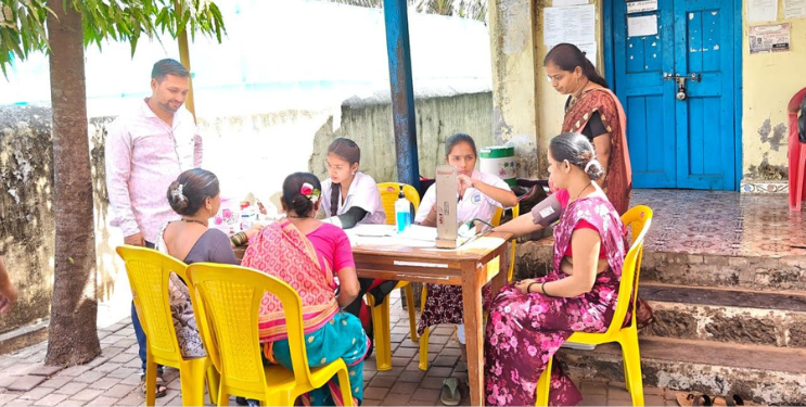 बामणगावमध्ये मोफत आरोग्य शिबीर