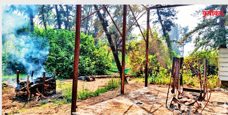 मारळ गावातील स्मशानाची दुरवस्था