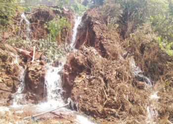 समतानगरजवळ लाखो लिटर पाण्याची नासाडी