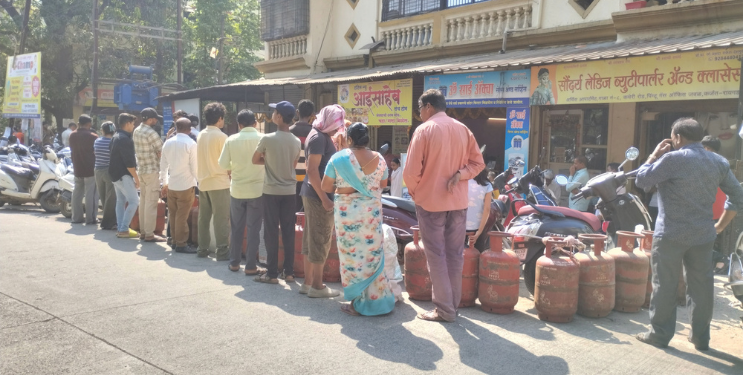 कर्जतमध्ये गॅसटंचाई