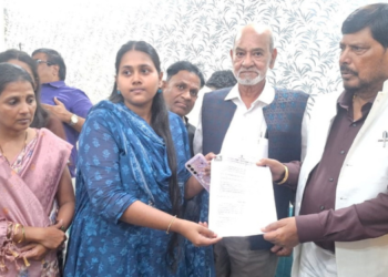 यशश्री शिंदेच्या कुटुंबियांना मदत