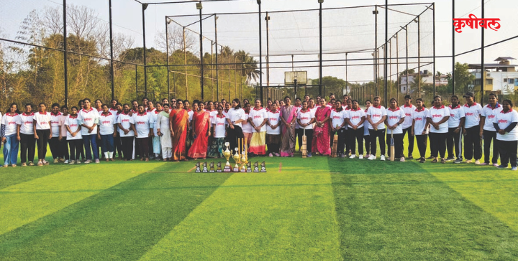 नागावमध्ये महिला क्रिकेट स्पर्धा जल्लोषात