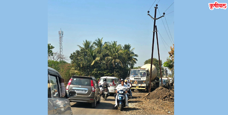 बेलकडे – सहाण मार्गावरील विद्युत खांब अपघाताला निमंत्रण