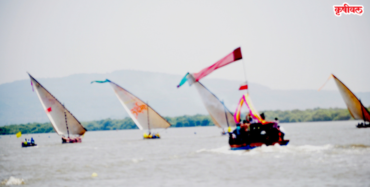 कुंडलिका खाडीत होड्यांच्या शर्यतीचा थरार