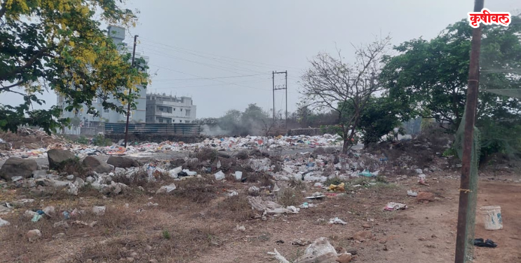 अवैध डंपिंगने पोयनाड गुदमरले