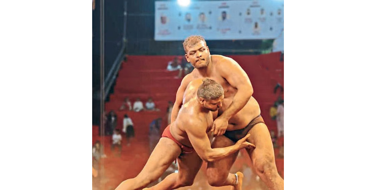 महाराष्ट्र केसरीत महेंद्र, बाळूची विजयी सलामी