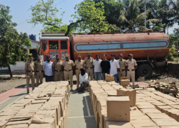 पाण्याच्या टँकरमध्ये कोट्यवधींचे मद्य