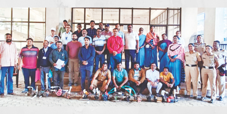 अनधिकृतपणे पाणी चोरणाऱ्यांवर कारवाई