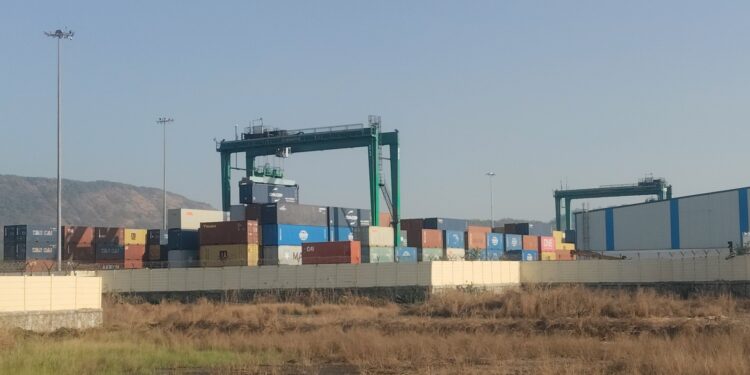 हिंद टर्मिनलची मुजोरी