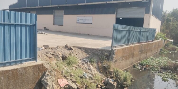 चिरनेर गावाला पुराचा धोका