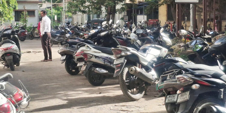 जिल्हा रुग्ण प्रशासनाचा गलथान कारभार