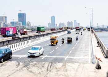 खारेगाव खाडीपूल वाहतुकीसाठी खुला