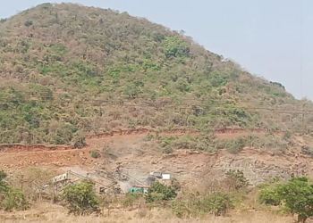 उसडीत बेकायदेशीर खाण पुन्हा सुरु; महसूल विभाग निद्रावस्थेत?