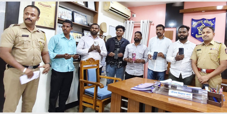 हरवलेले मोबाईल मूळ मालकांस परत