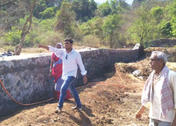 मंत्री पुत्राची दबंगगिरी; हवालदिल शेतकरी