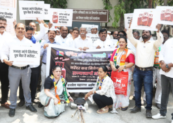 गॅस दरवाढी विरोधात वंचितचे आंदोलन