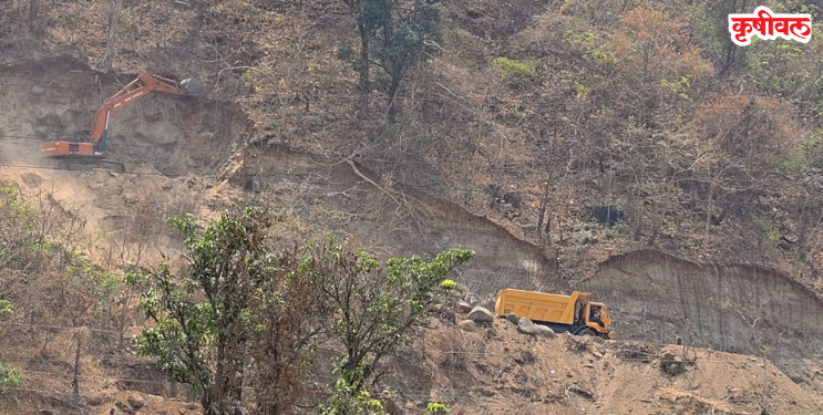 चिंचवली डिकसळमध्ये डोंगर पोखरला