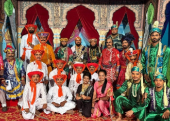 मोठभोमच्या रंगभूमीत ‌‘सिंह गर्जला रणी’