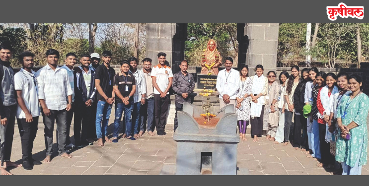 पीएनपीची किल्ले रायगड शैक्षणिक सहल