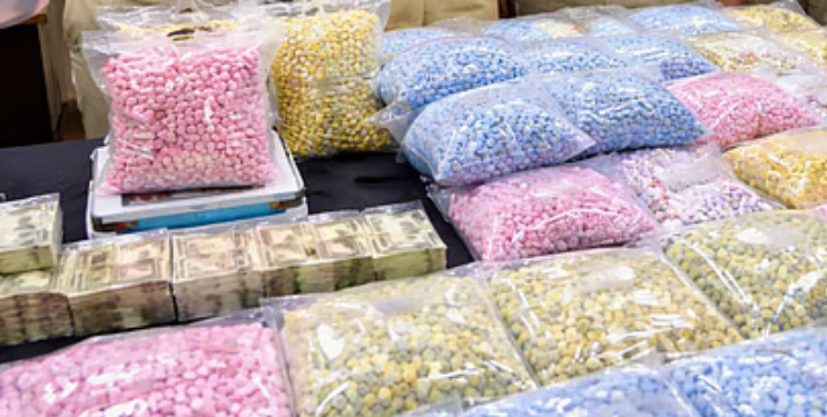 उलवेत एमडीएमए गोळ्या जप्त; एक अटकेत, तिघे फरार