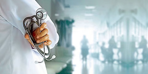 रायगडचे ‌‘आरोग्य’ धोक्यात