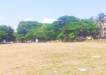 कर्जत शहरातील एकमेव मैदान बंदिस्त करू नये