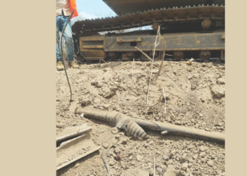 नागोठणे तासनतास वीज गायब