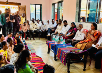 नमिता घारे यांची पाणीटंचाईवर चर्चा