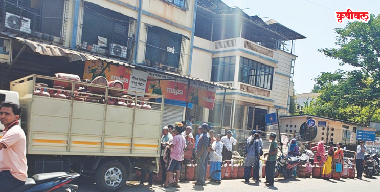 सुधागड तालुक्यात घरगुती गॅससाठी रांगा