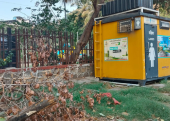 नाना-नानी पार्कमध्ये पाण्याची नासाडी