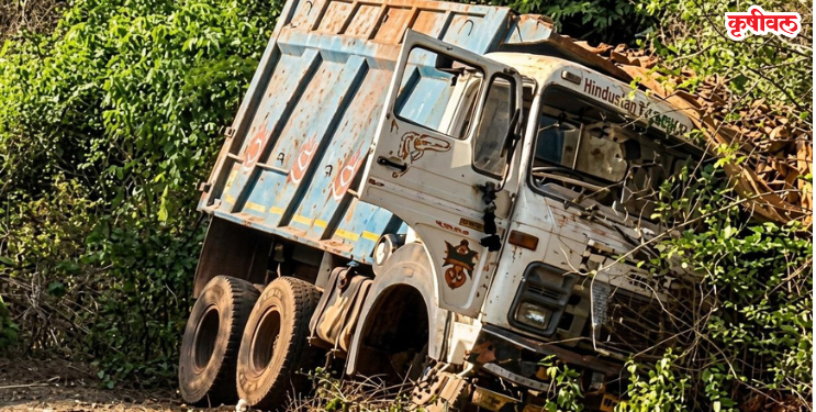 श्रीवर्धन-म्हसळा मार्गावर भीषण अपघात; एकजण गंभीर जखमी