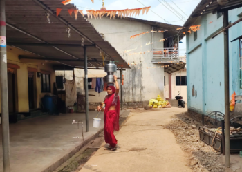 आर्डे गावामध्ये एक दिवसाआड पाणी