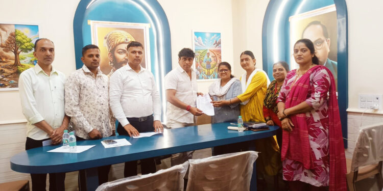 स्मशानभूमीसाठी लाकडाच्या व्यवस्थेची मागणी