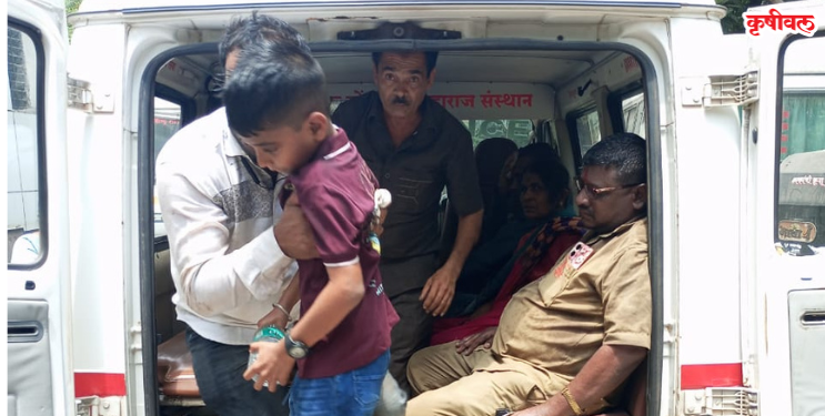 पळस्पे- कर्नाळा खिंड महामार्गावर ट्रॅव्हलर बसला अपघात