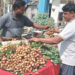 उन्हाळ्यात लिचीची बाजारात एंट्री