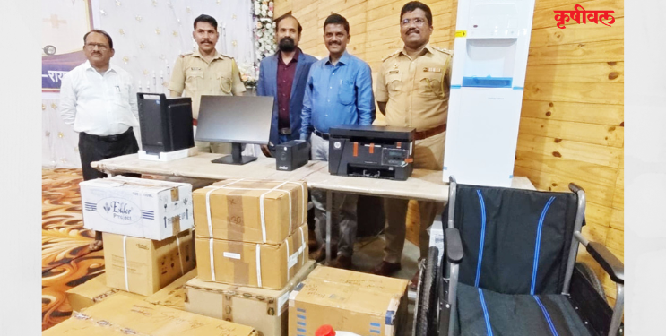कर्जत उपजिल्हा रुग्णालयाला आरोग्य उपकरणे भेट