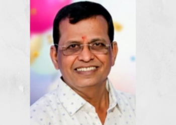 वयाच्या साठीतही शिक्षणाची जिद्द कायम