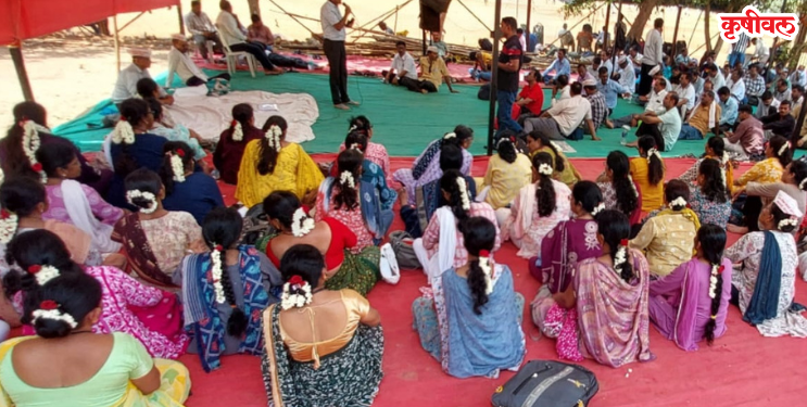 महाराष्ट्रात प्रथमच महिला करणार मुंडण
