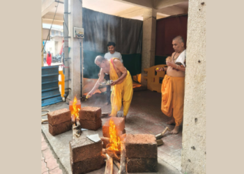 बल्लाळेश्वर मंदिरात अन्नछत्र आता चुलीवर