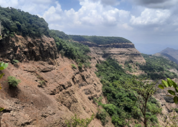 मिनी माथेरानच्या नावाखाली जमिनी लाटण्याचा डाव?