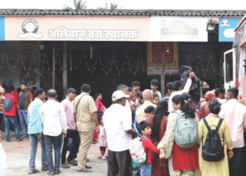 बोटी थांबल्या, आता एसटीचाच आधार!