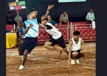 परळमध्ये व्यावसायिक खो-खो स्पर्धेचा जल्लोष