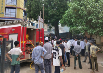 म्हसळा दिघी नाक्यावर भीषण आग