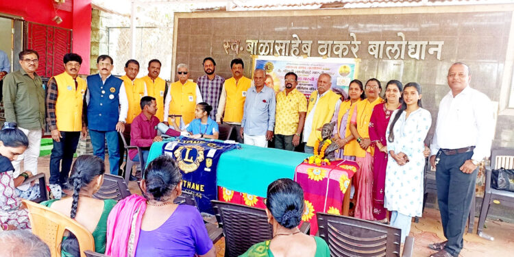 नागोठणे येथे नेत्रचिकित्सा शिबीर