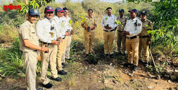 वाहतूक पोलिसांनी घेतली पर्यावरण रक्षणाची शपथ