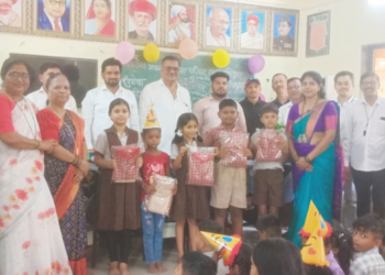 विद्यार्थ्यांच्या पालकांना घरपट्टीत सवलत