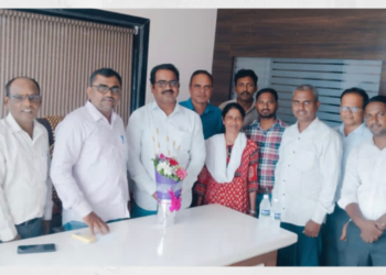 जांभिवली शाळेला एलईडी स्मार्ट टीव्ही भेट