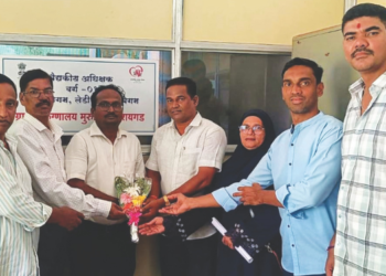 डॉ. महालिंग यांचे नगरपरिषदेतर्फे स्वागत