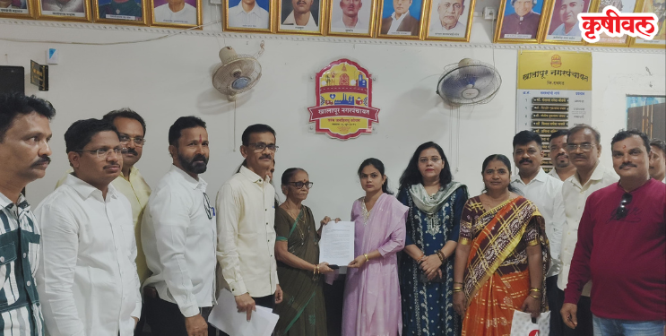 Khalapur Nagar Panchayat: मुख्याधिकाऱ्यांकडून माजी सरपंचांना अपमानास्पद वागणूक