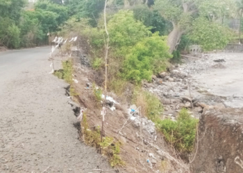 राजपूरी-खोकरी रस्ता मृत्यूचा सापळा